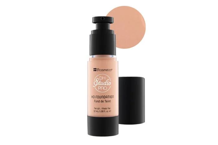 Studio Pro HD Foundation - Color : 104
