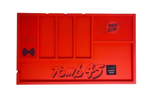 Tomb 45 Powered Wireless Charging Organizing Station Mat – RED