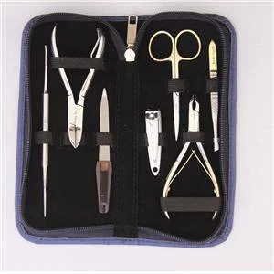 BODY TOOLZ DELUXE MANICURE 7 PC