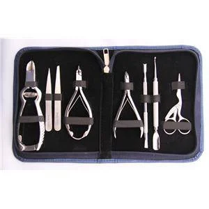 BODY TOOLZ SPA/MANICURE KIT 8 PC